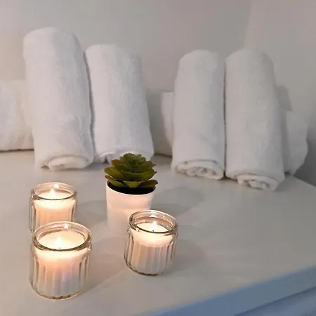 Izzhome شقة
